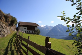 Wanderweg nach St. Leonhard